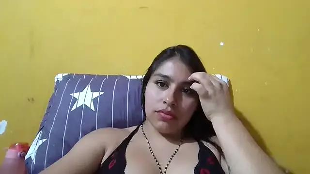 Join cute slut Zairabreze zairabreze from StripChat